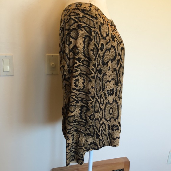 Decarte’ Plus Size Black/Tan Sequenced Top - Picture 3 of 6